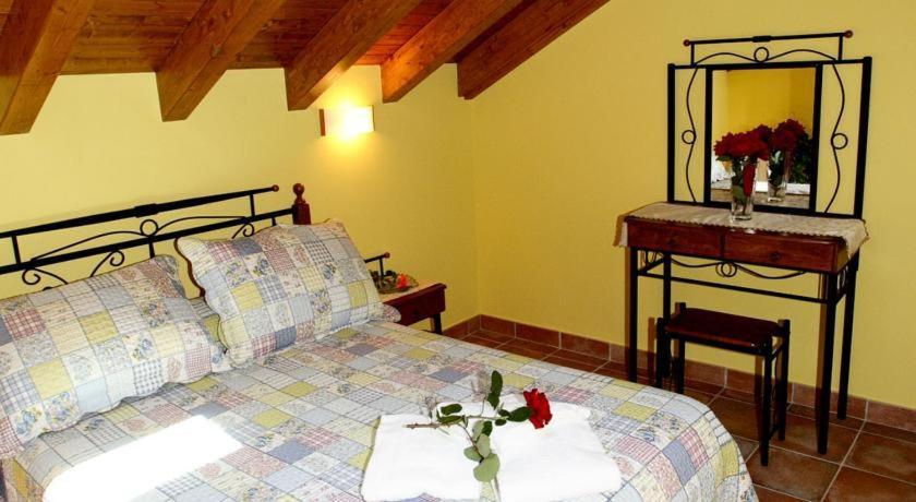 Apartamentos Rurales La Vina Onís Extérieur photo