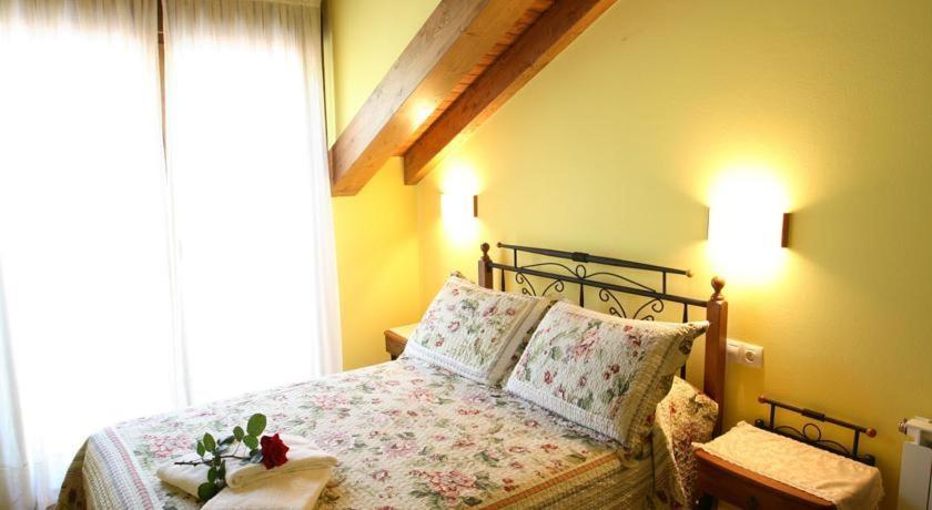 Apartamentos Rurales La Vina Onís Extérieur photo
