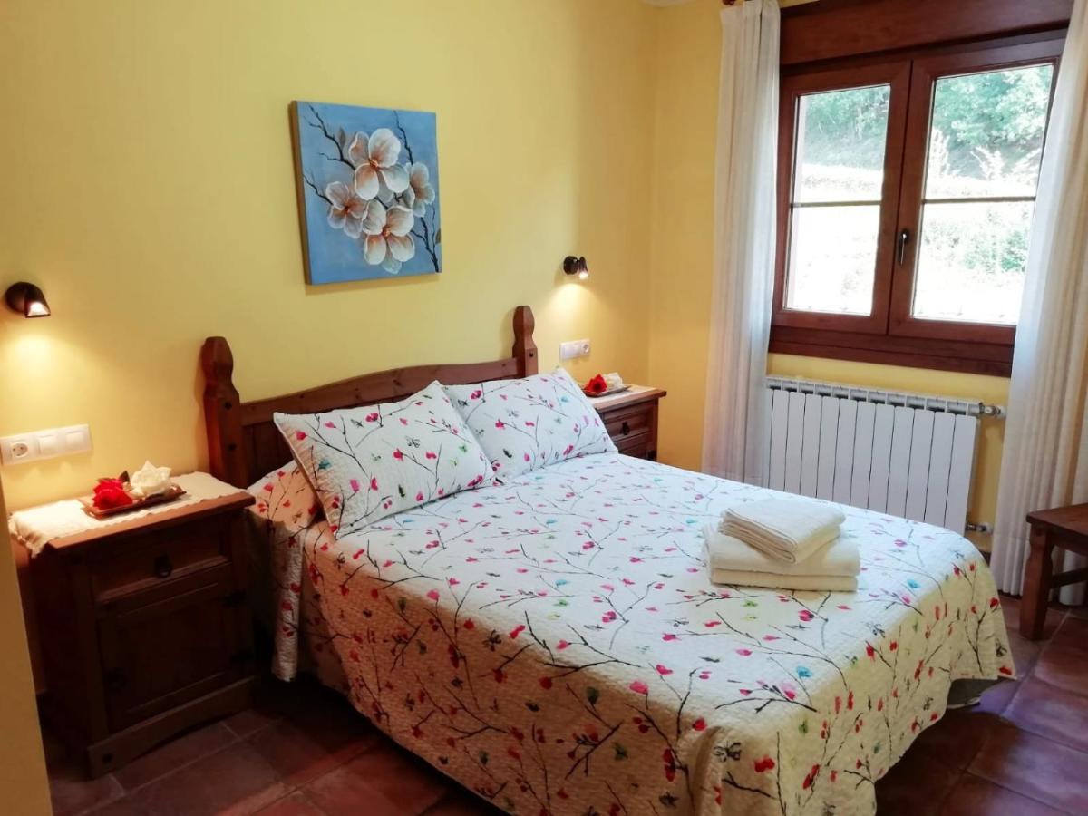 Apartamentos Rurales La Vina Onís Extérieur photo