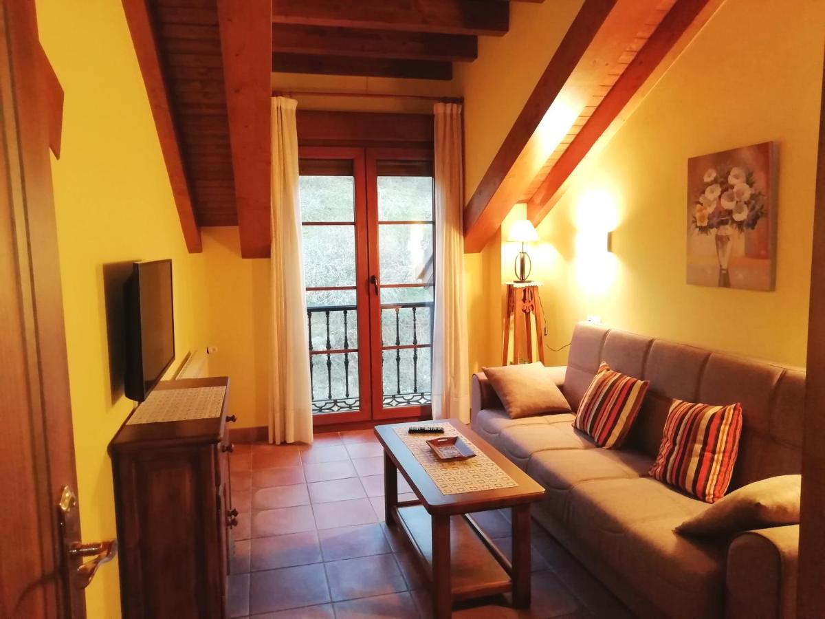 Apartamentos Rurales La Vina Onís Extérieur photo