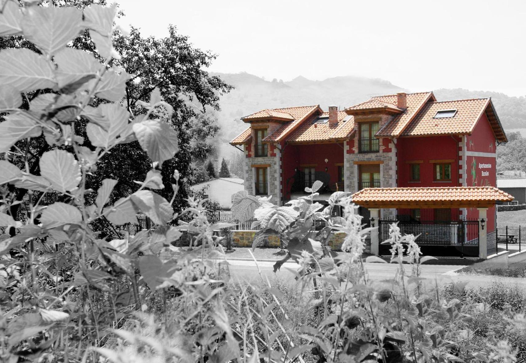 Apartamentos Rurales La Vina Onís Extérieur photo