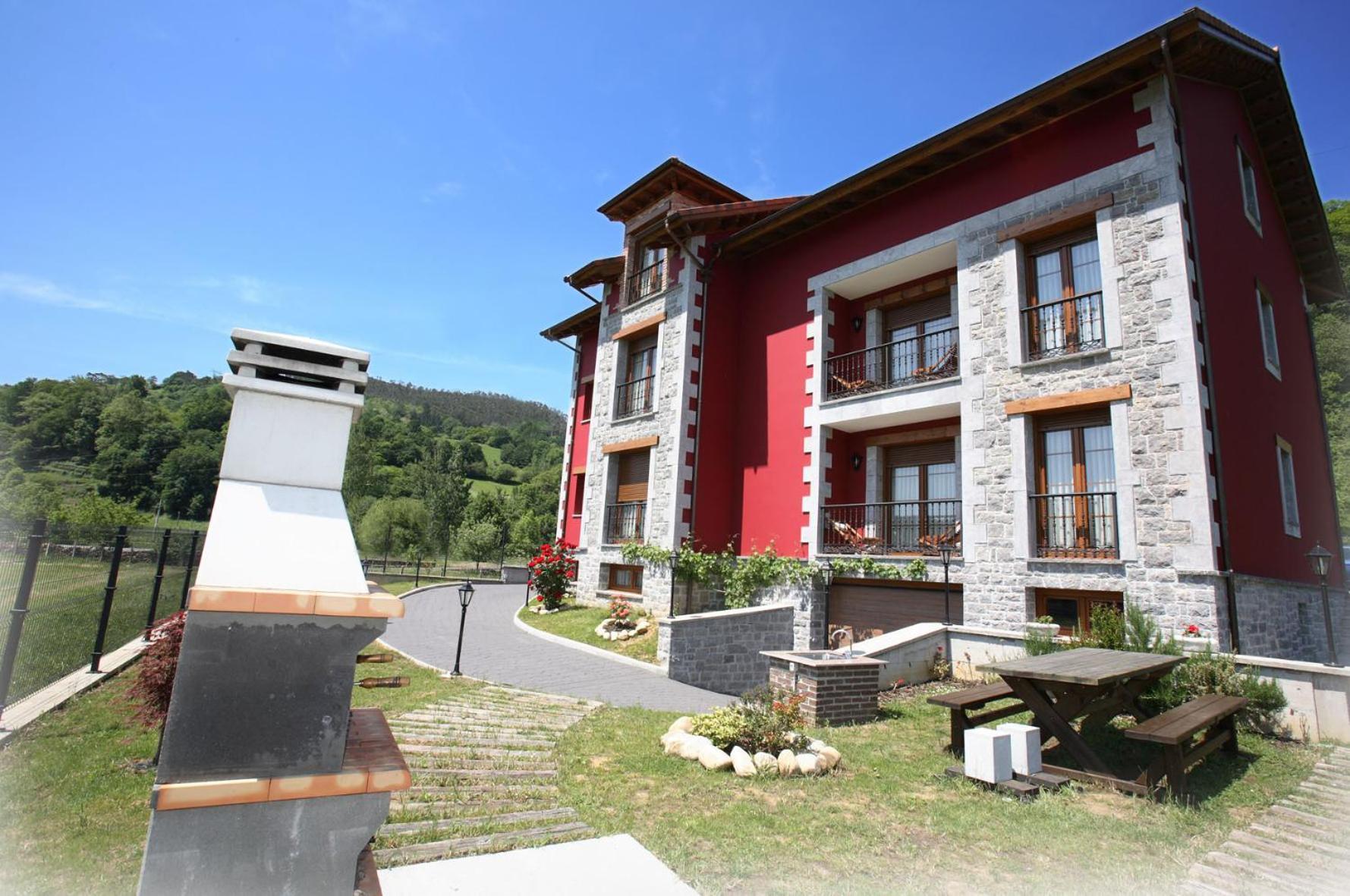 Apartamentos Rurales La Vina Onís Extérieur photo